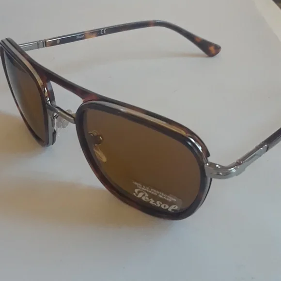 PERSOL UNISEX SUNGLASSES.